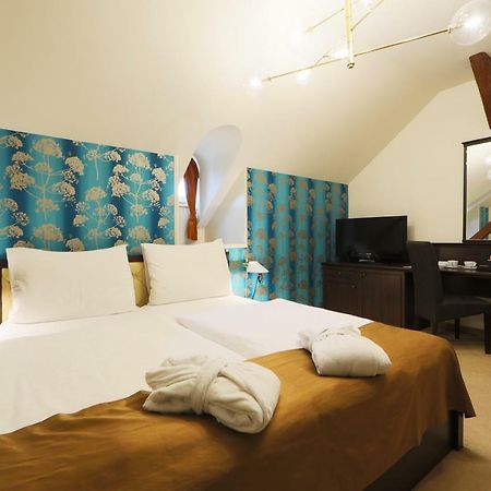Ipoly Hotel Boutique Rooms & Suites Балатонфюред Экстерьер фото